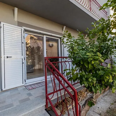 Quiet Comfortable Quo Vadis アパート Kaštela