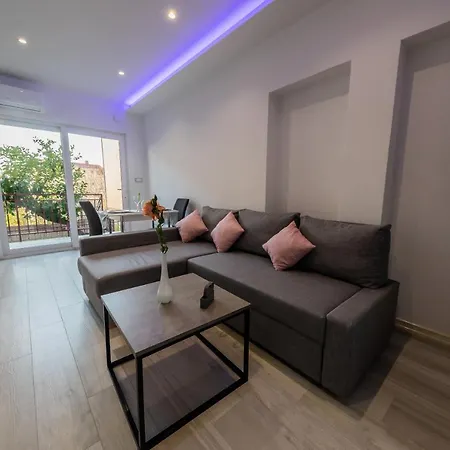 Quiet Comfortable Quo Vadis アパート Kaštela